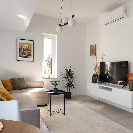 Linden Apartman 106 - Adults Only Мошонмадьяровар Экстерьер фото